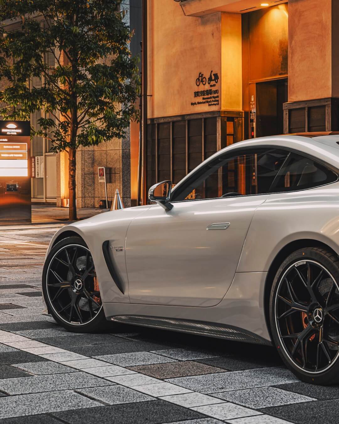 SHOT2_FINAL_insta1_copy